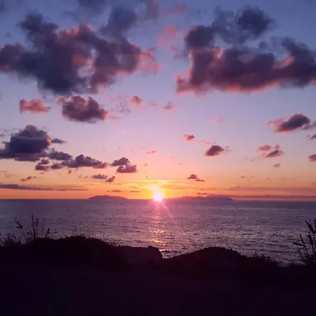 B&B Attico Del Sole 로메타밀리아